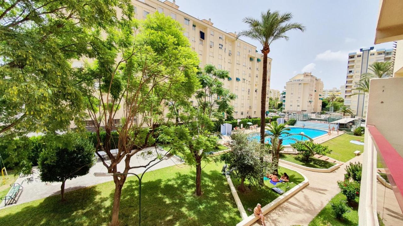 Roma 7 - Alquiler Solo Familias Apartment Playa de Gandia Exterior photo