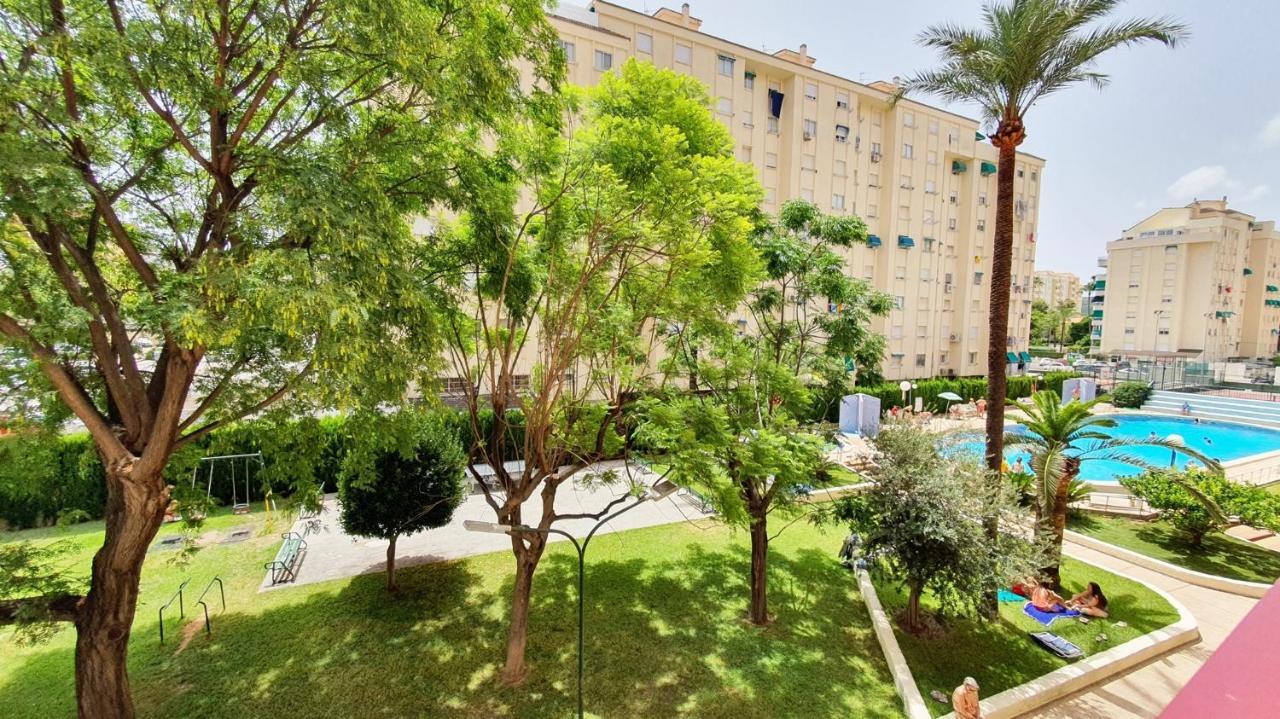Roma 7 - Alquiler Solo Familias Apartment Playa de Gandia Exterior photo